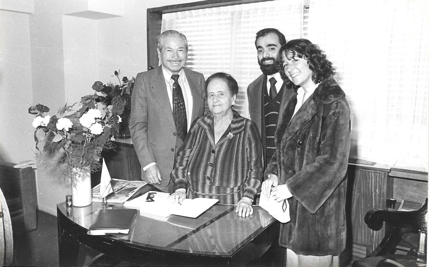 Alejandro Biondini con Doña Pilar Franco Bahamonde (1981)