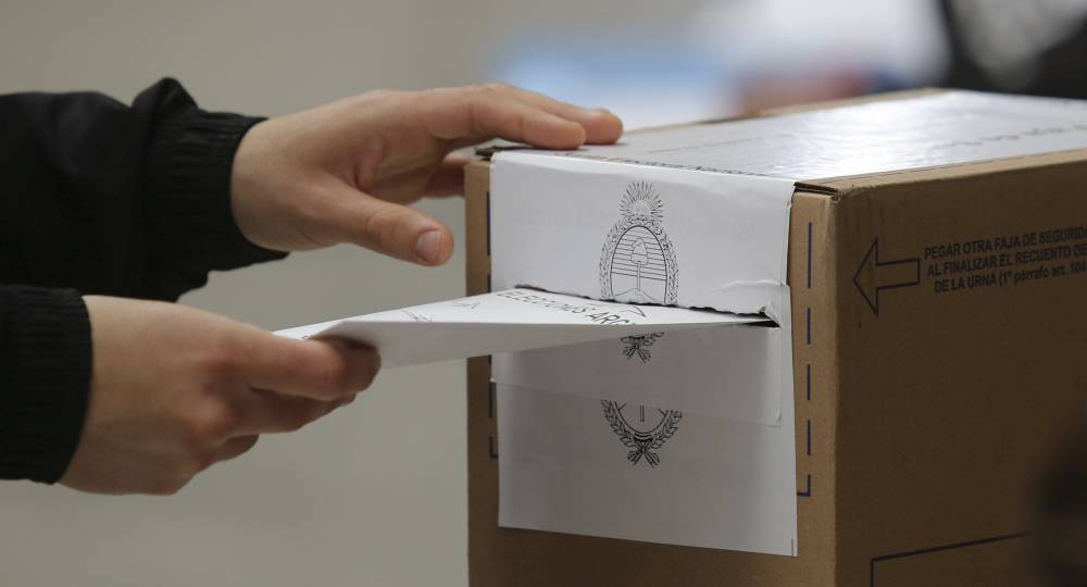 zzzznacp2NOTICIAS ARGENTINAS BAIRES, OCTUBRE 25: Las elecciones generales que definirán quién será el nuevo presidente de los argentinos comenzaron esta mañana en todo el país. Foto NA: JUAN VARGASzzzz